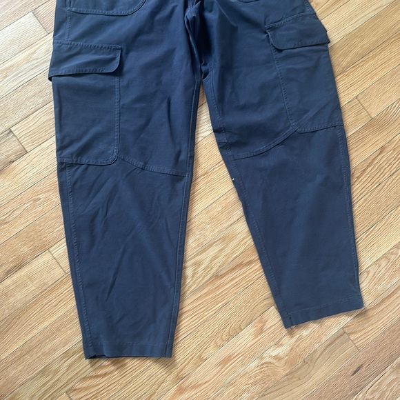 Lululemon light utilitiech cargo pants - Picture 7 of 8
